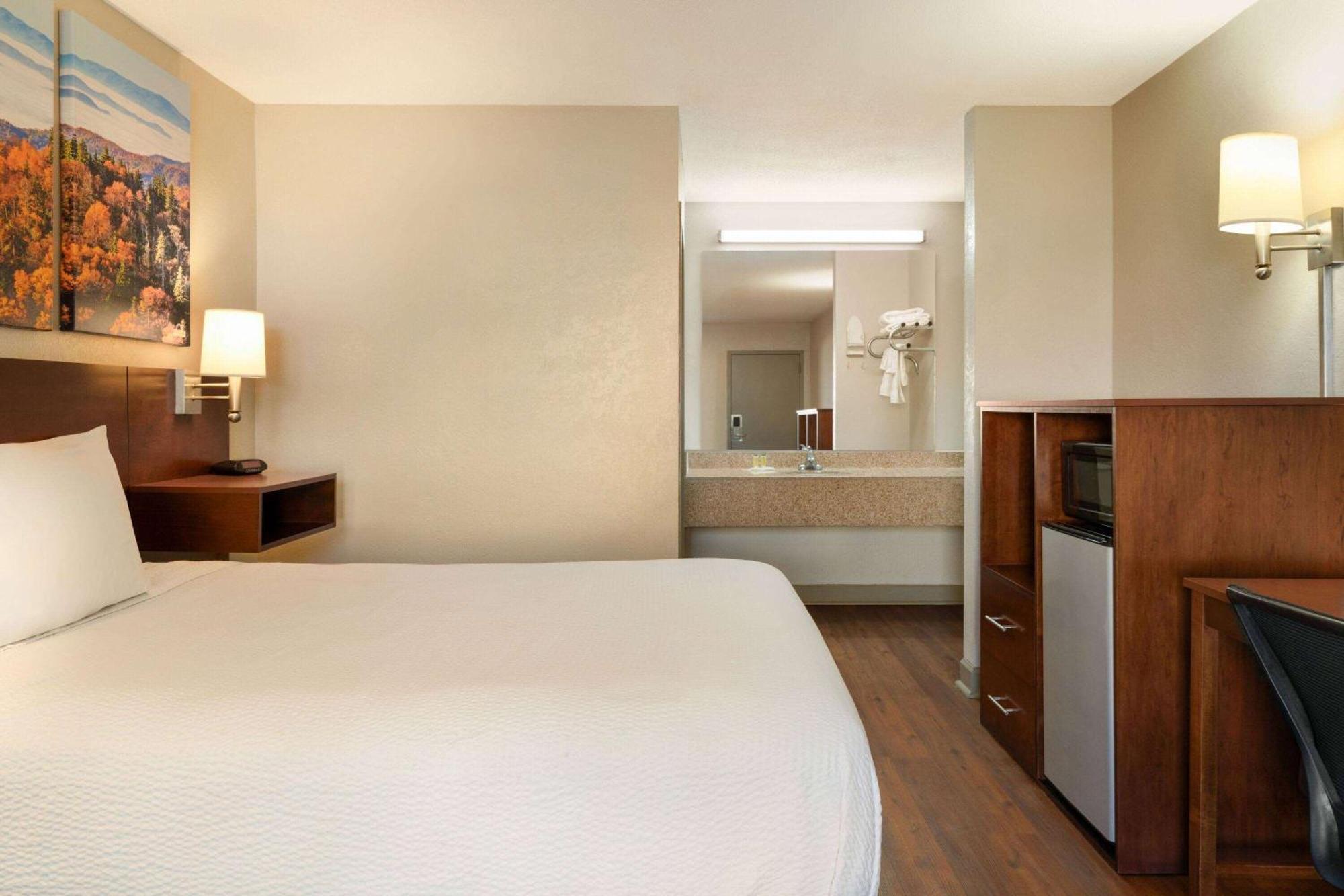 Days Inn By Wyndham Dillon Esterno foto
